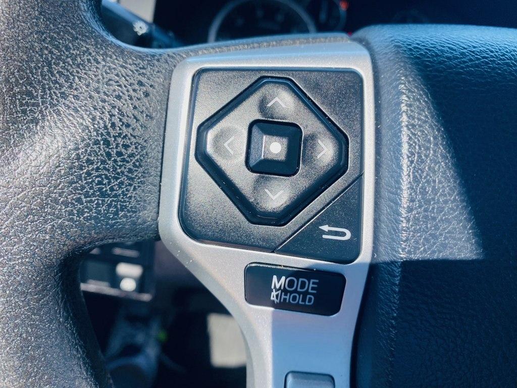 Toyota Tundra SR5 5.7L V8 FFV CrewMax 2WD 2016