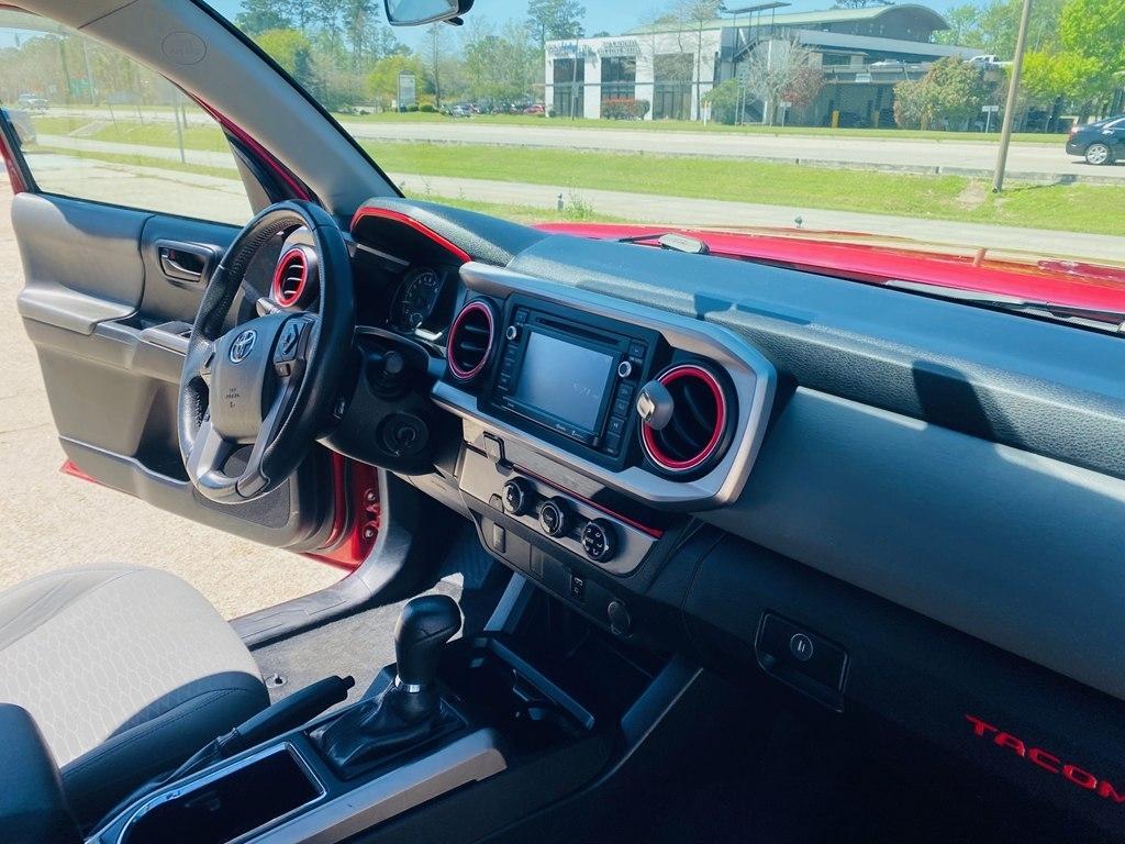 Toyota Tacoma SR5 Access Cab V6 6AT 2WD 2016