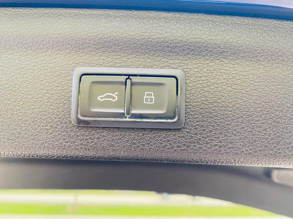 Audi Q3 S line Premium quattro 2023