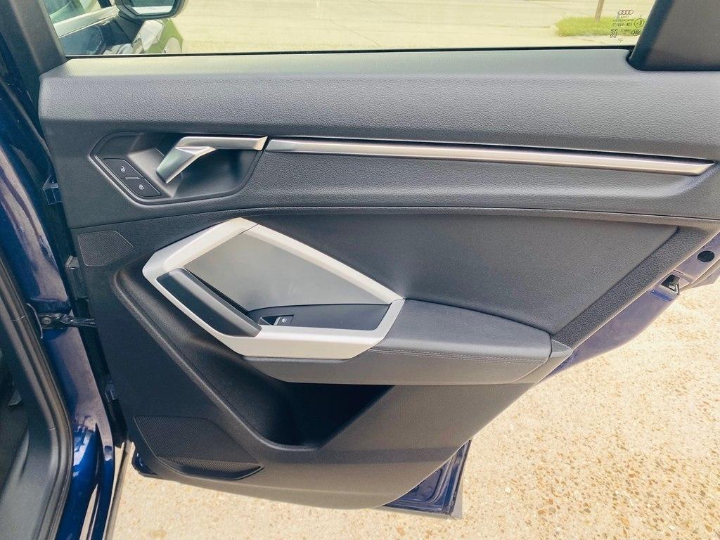 Audi Q3 S line Premium quattro 2023