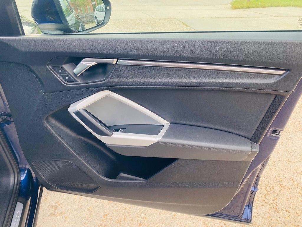 Audi Q3 S line Premium quattro 2023