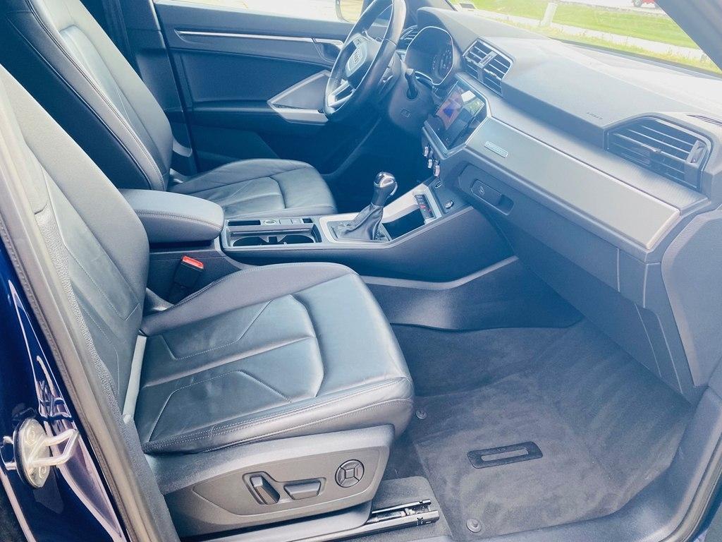 Audi Q3 S line Premium quattro 2023