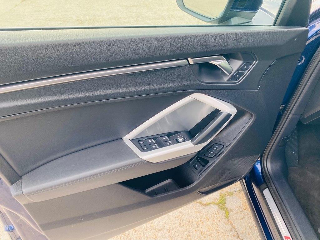 Audi Q3 S line Premium quattro 2023