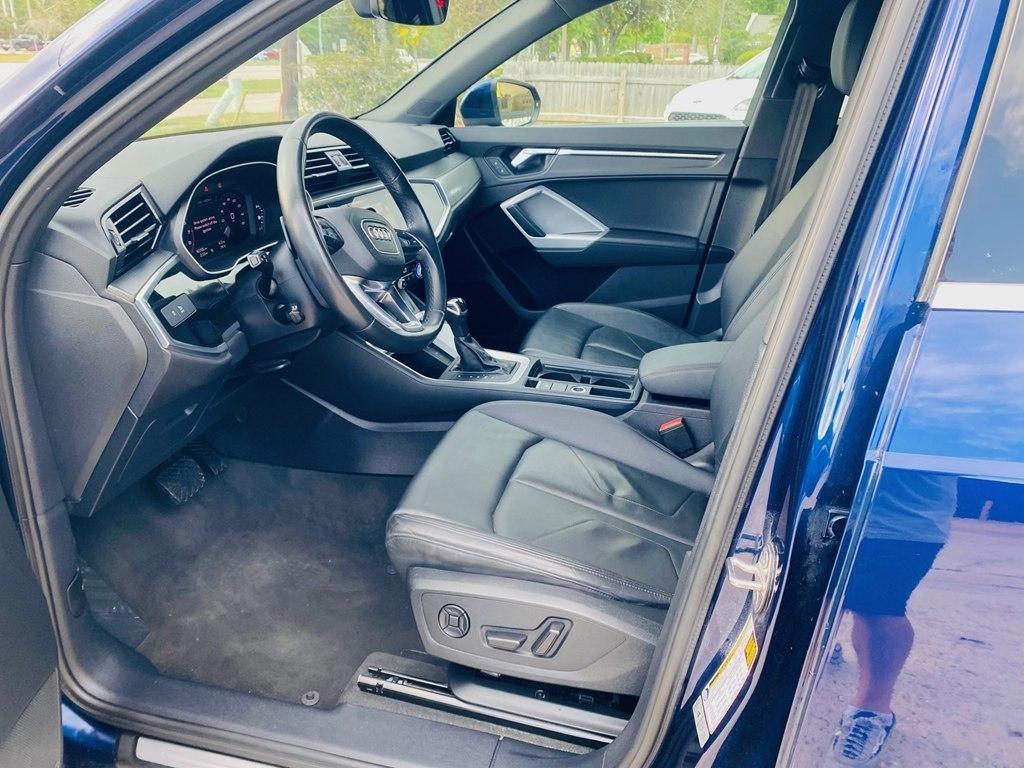 Audi Q3 S line Premium quattro 2023