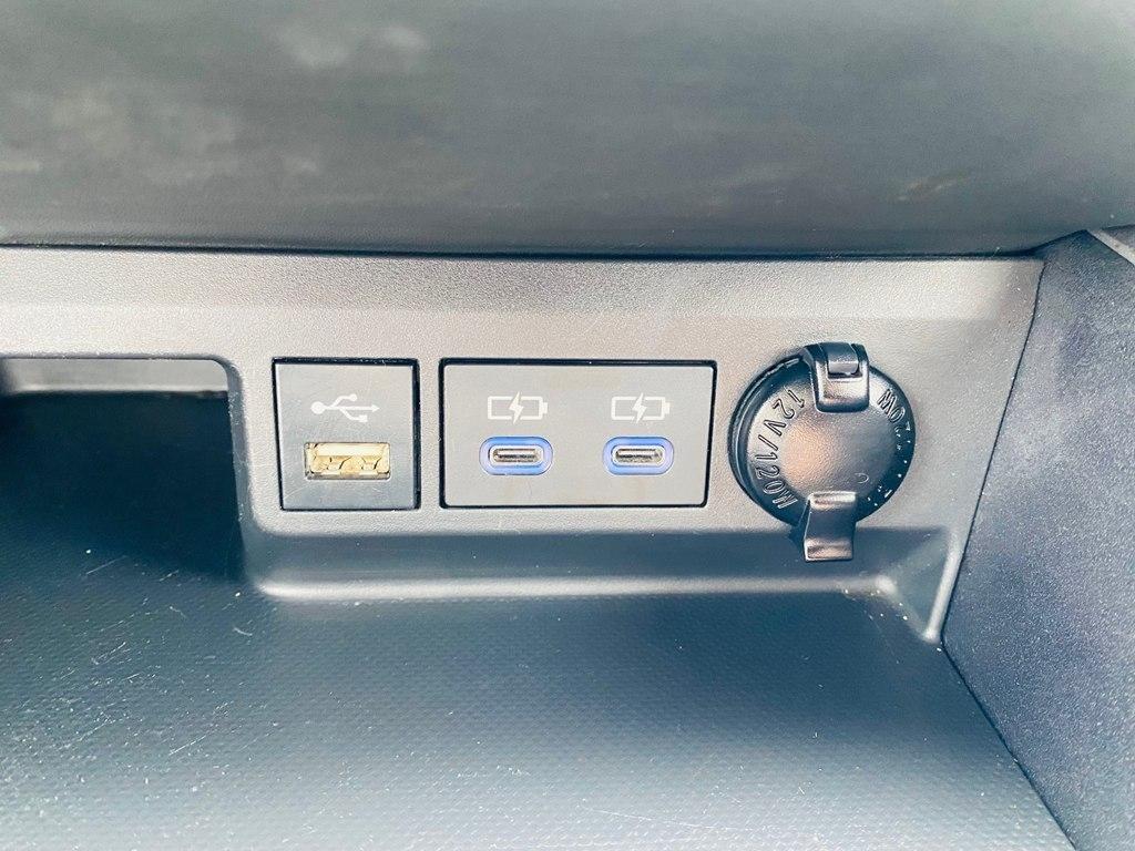 Toyota Highlander LE AWD V6 2022