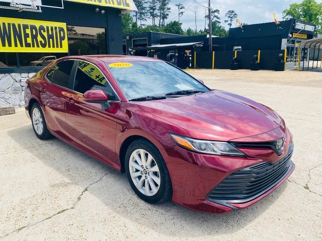 Toyota Camry LE 2020