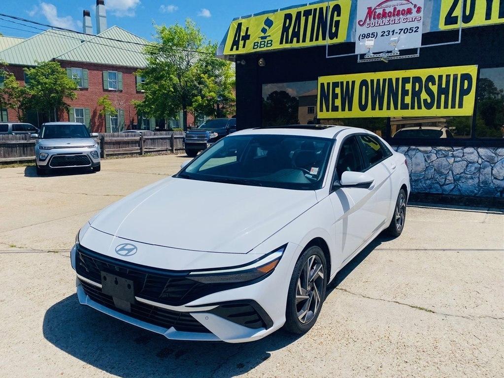 2024 Hyundai Elantra Limited