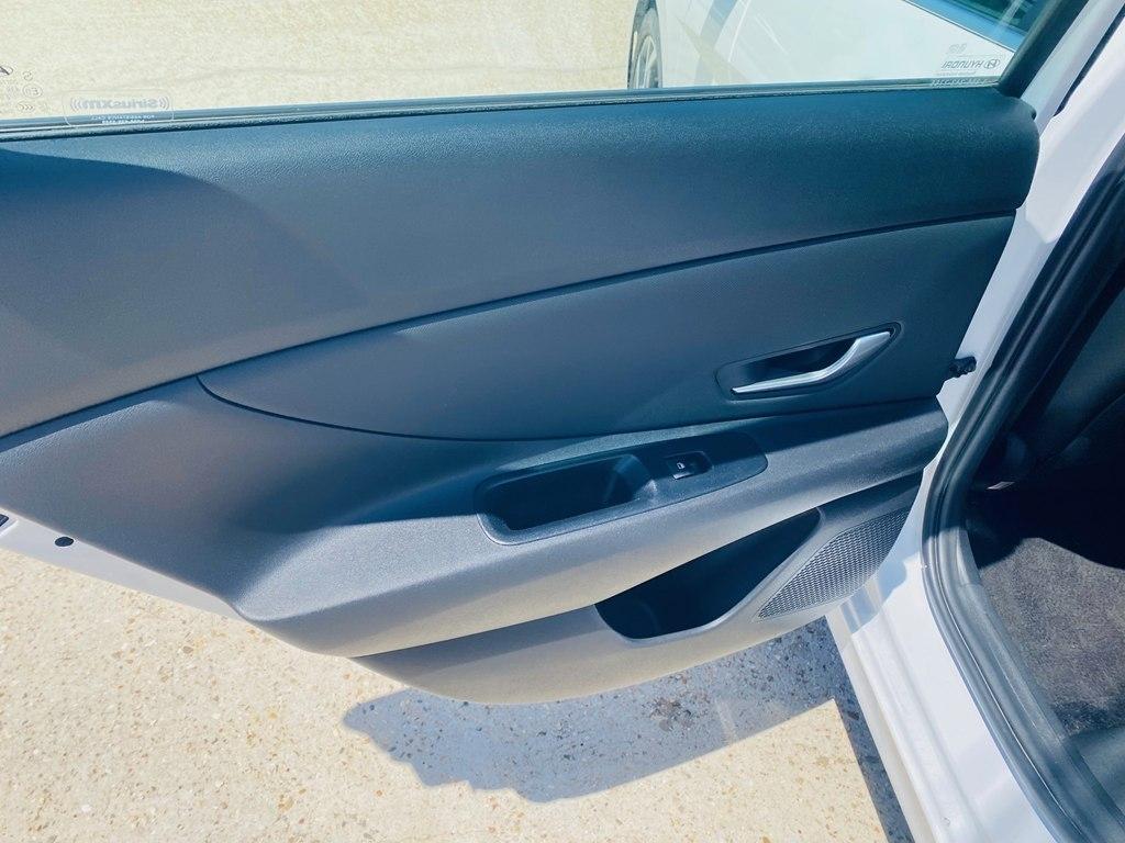 Hyundai Elantra Limited 2024