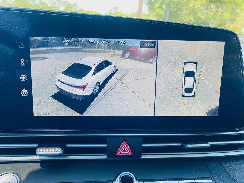 Hyundai Elantra Limited 2024