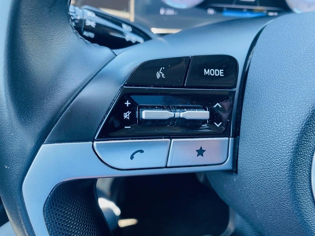 Hyundai Elantra Limited 2024