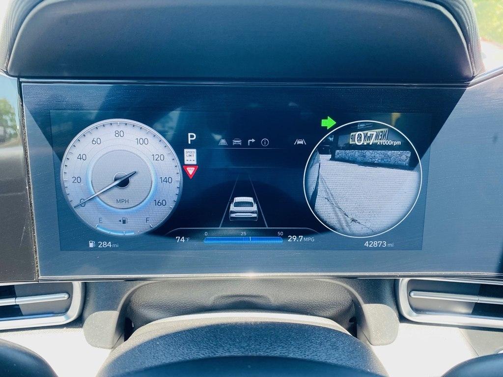 Hyundai Elantra Limited 2024