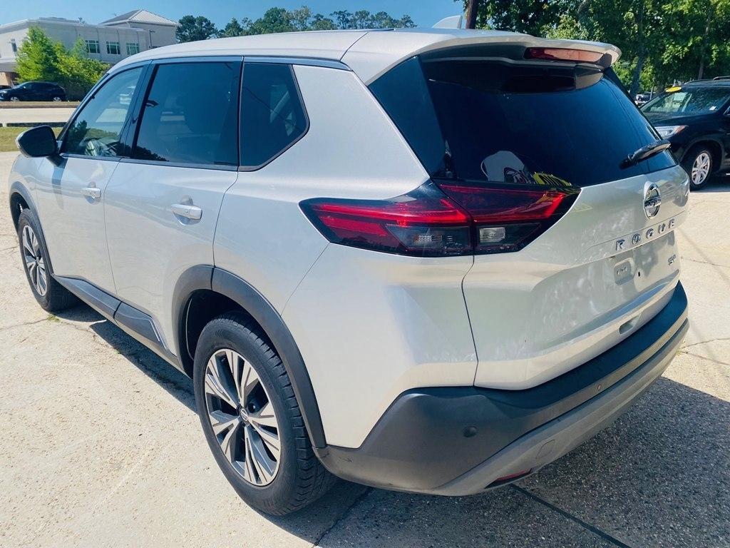 Nissan Rogue SV 2021