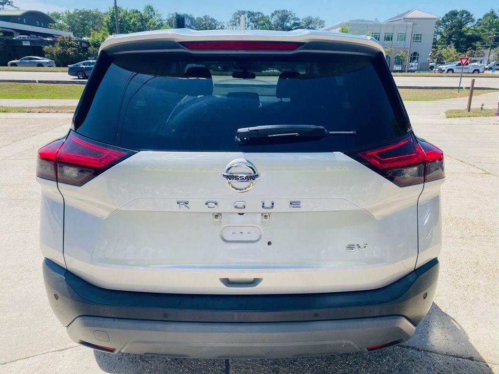 Nissan Rogue SV 2021