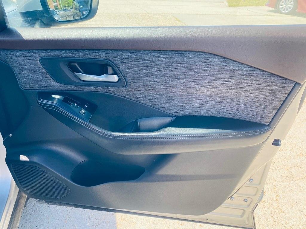 Nissan Rogue SV 2021