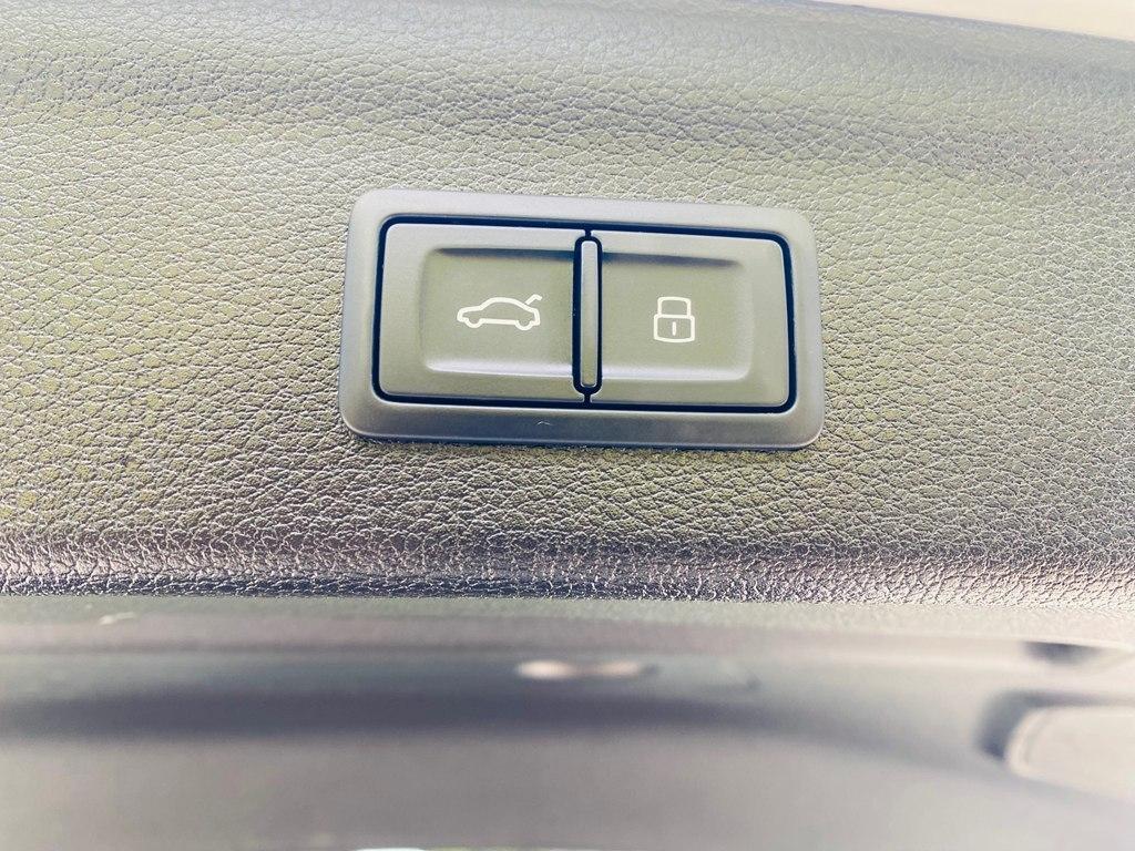 Audi Q3 S line Premium quattro 2023