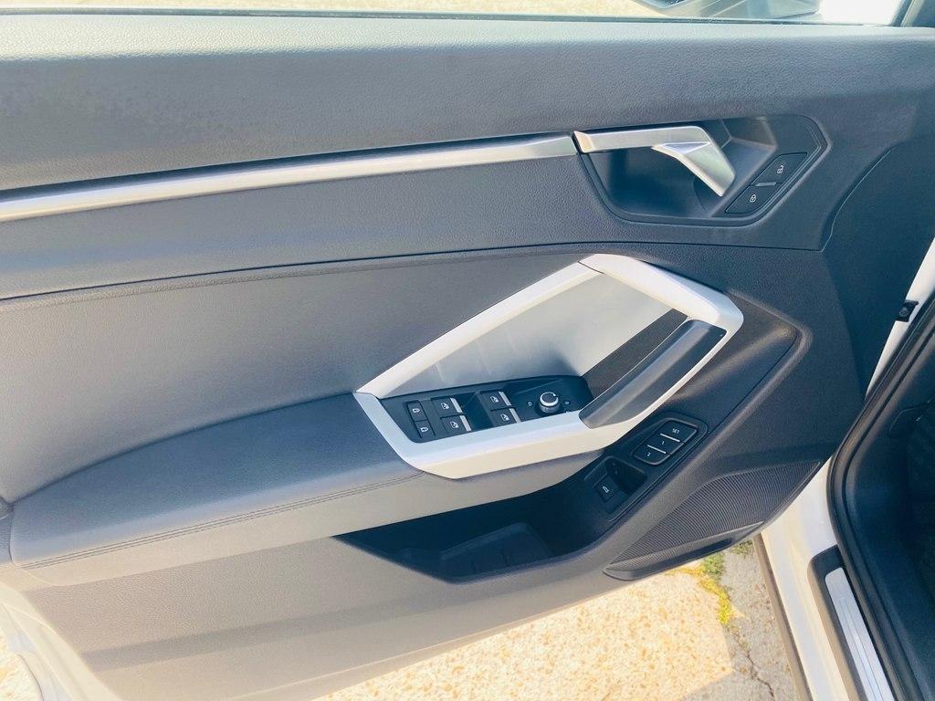 Audi Q3 S line Premium quattro 2023