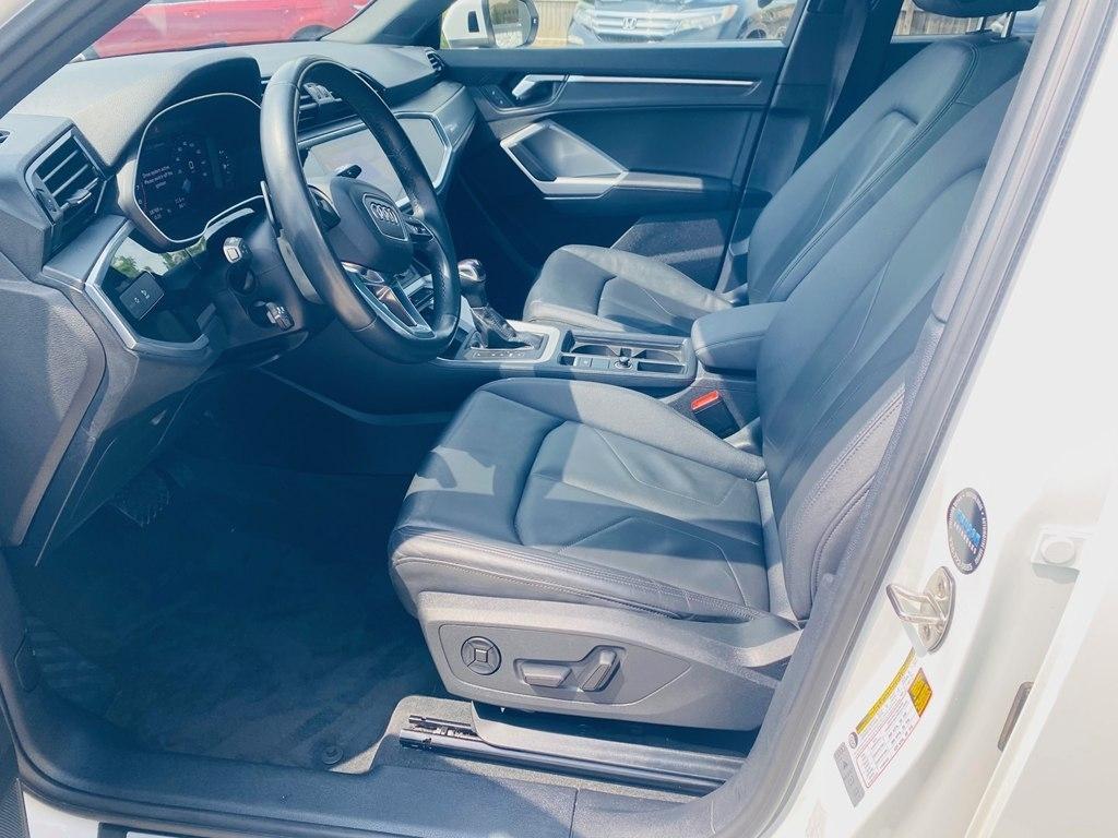 Audi Q3 S line Premium quattro 2023