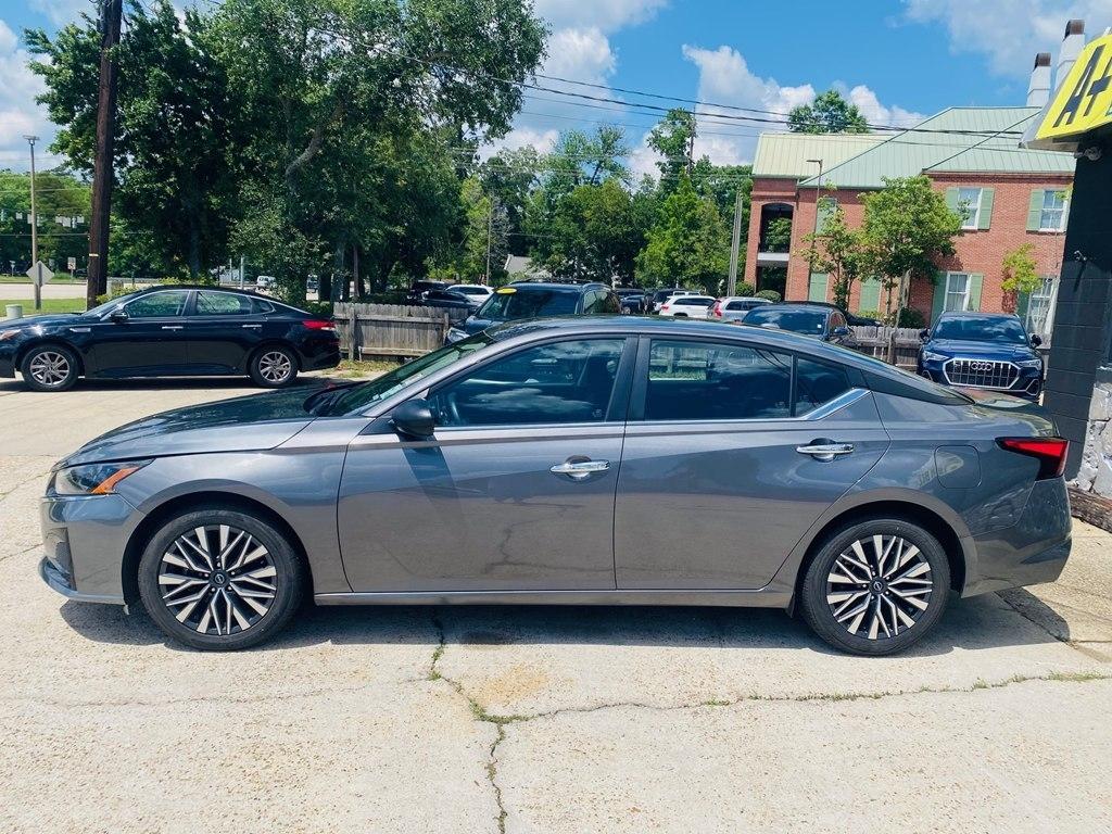 Nissan Altima 2.5 SV 2024