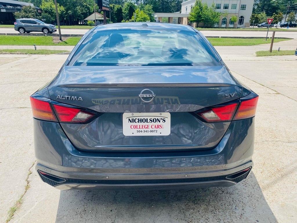 Nissan Altima 2.5 SV 2024