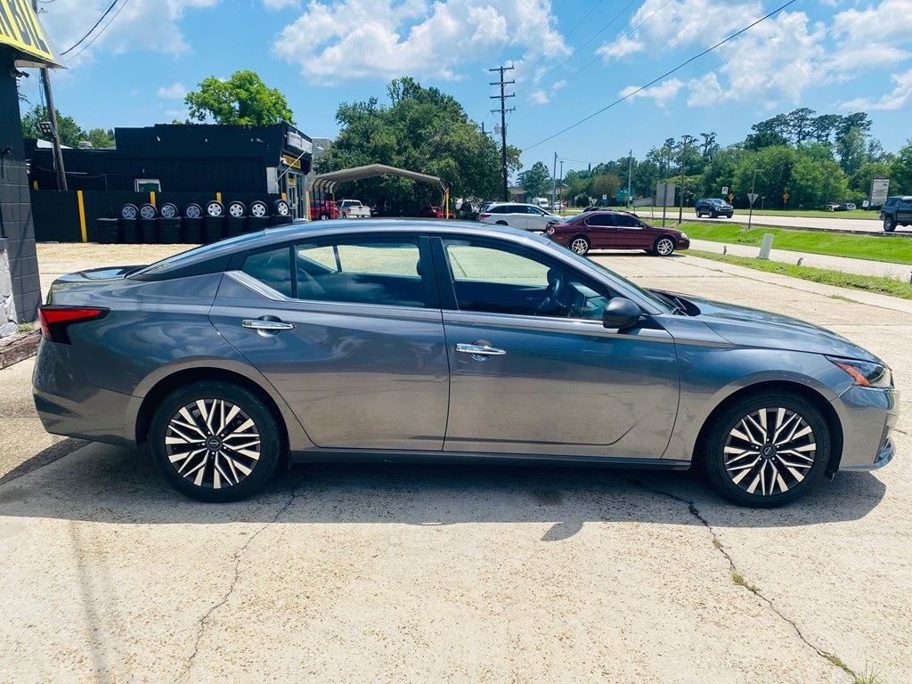 Nissan Altima 2.5 SV 2024