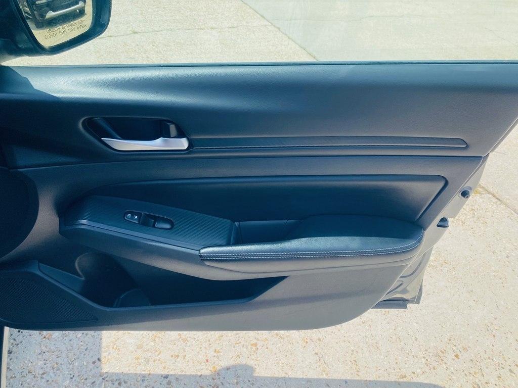 Nissan Altima 2.5 SV 2024