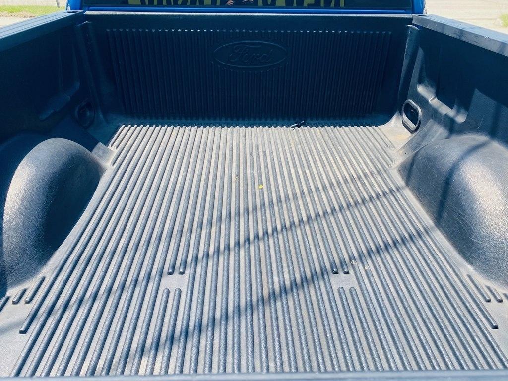 Ford F-150 XL SuperCab 8-ft. Bed 2WD 2014