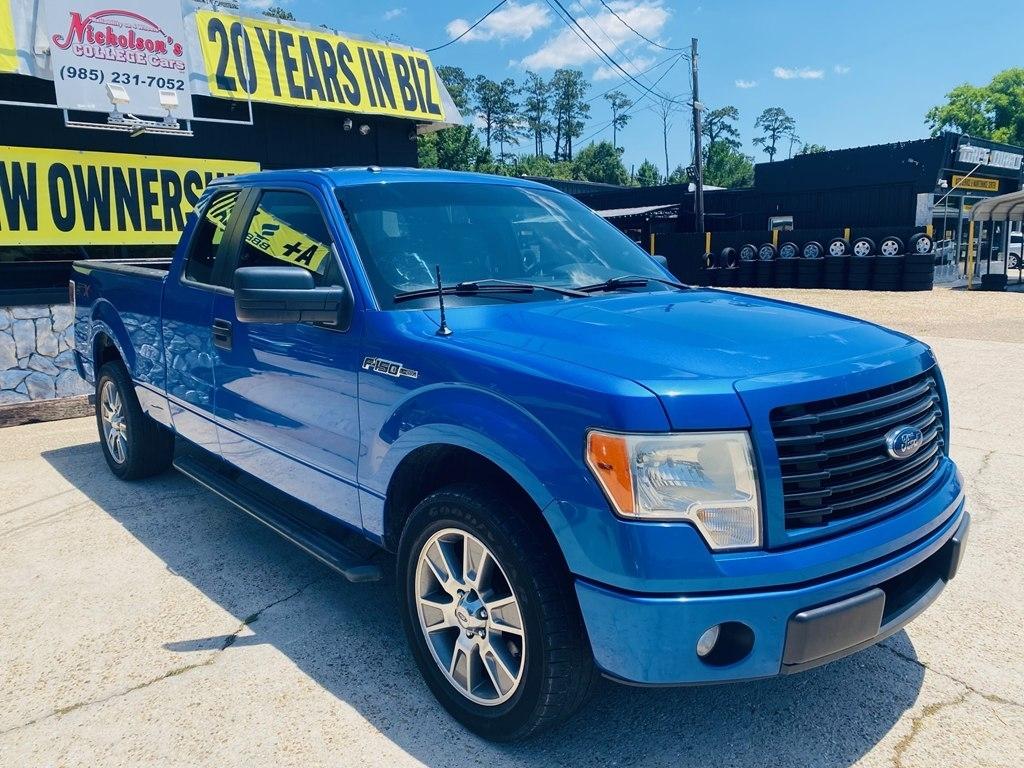 Ford F-150 XL SuperCab 8-ft. Bed 2WD 2014