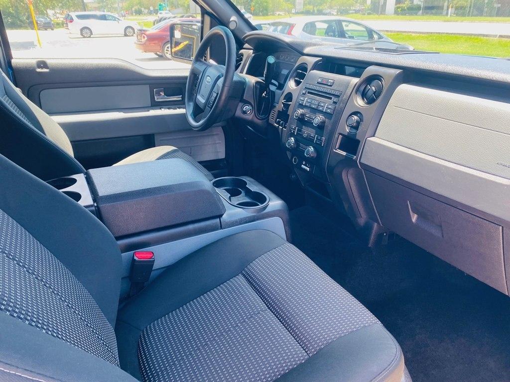Ford F-150 XL SuperCab 8-ft. Bed 2WD 2014