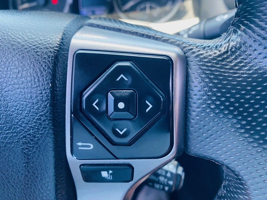 Toyota Tacoma SR5 Double Cab I4 2WD 2022