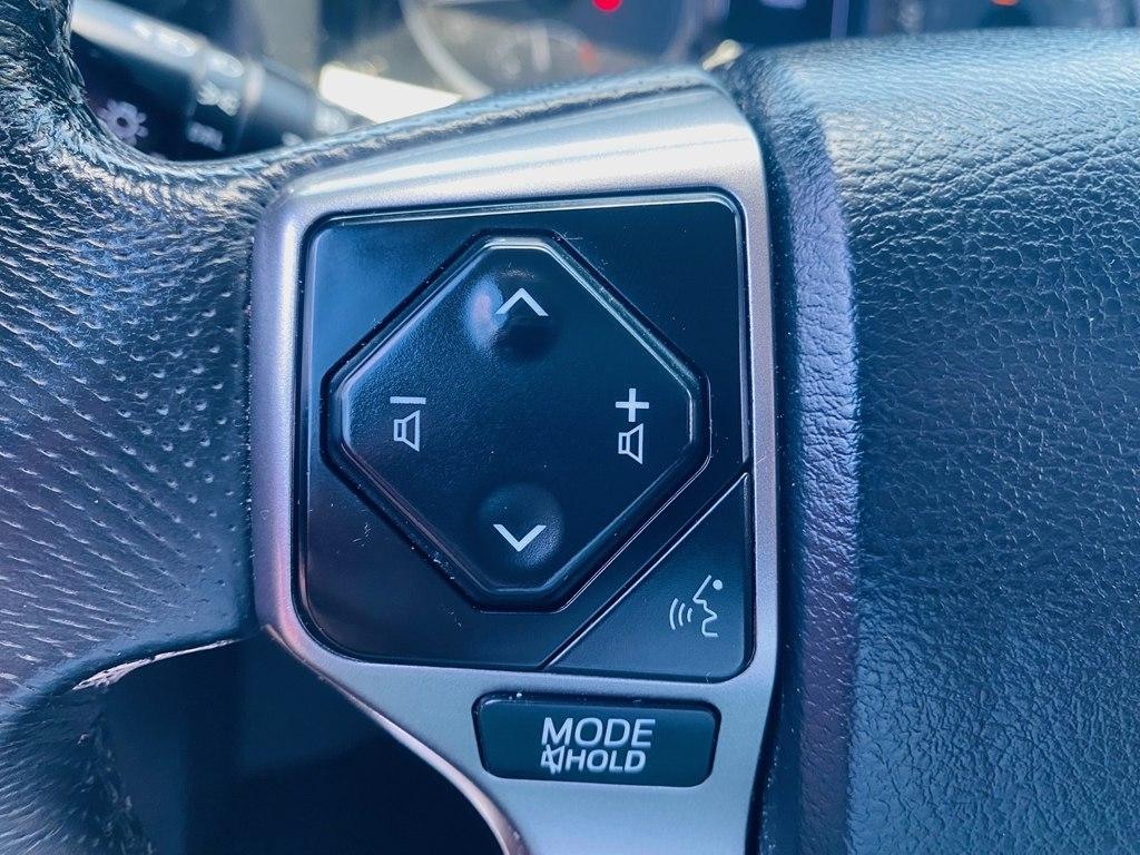 Toyota Tacoma SR5 Double Cab I4 2WD 2022