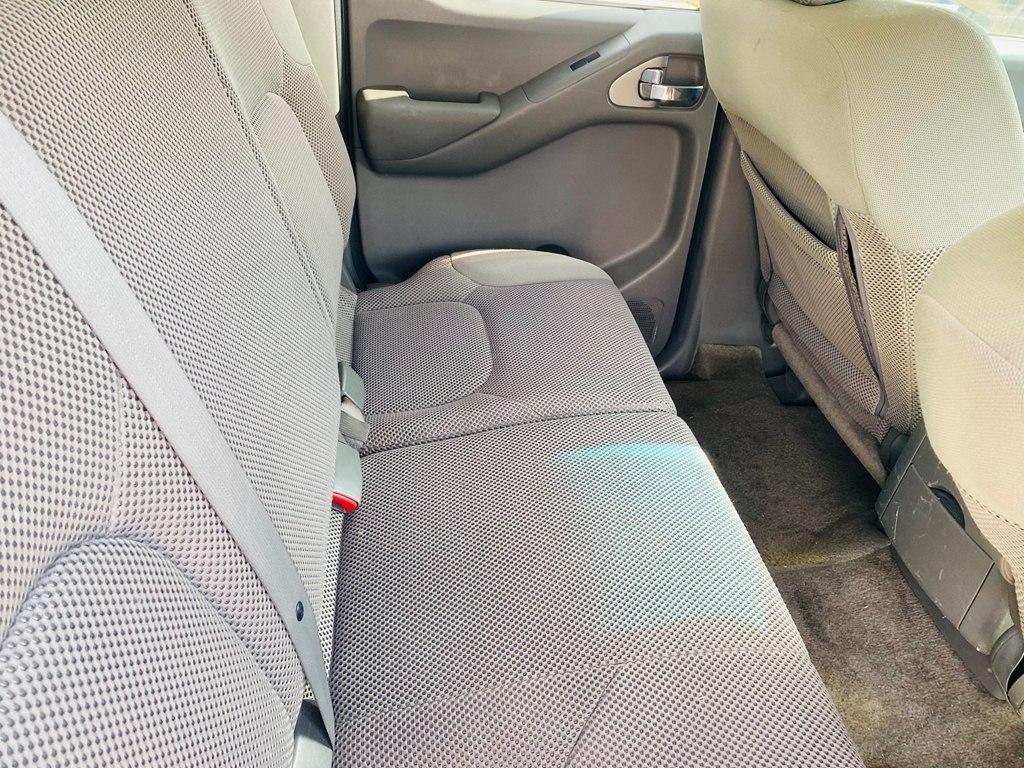 Nissan Frontier SE Crew Cab 2WD 2010