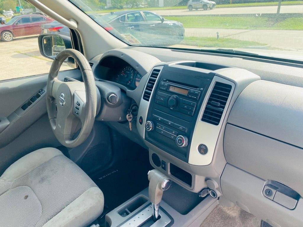 Nissan Frontier SE Crew Cab 2WD 2010