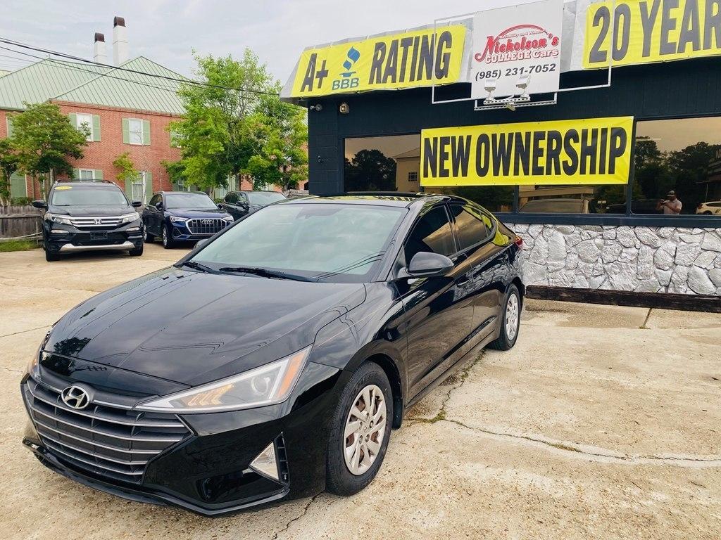 2020 Hyundai Elantra SE 6M