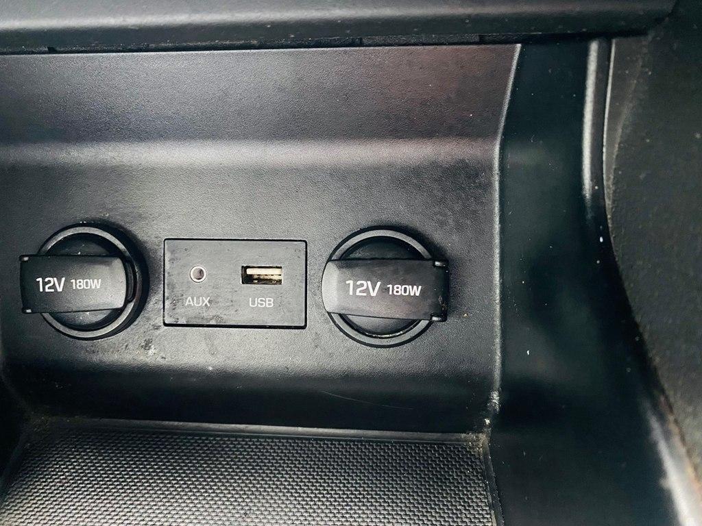 Hyundai Elantra SE 6M 2020