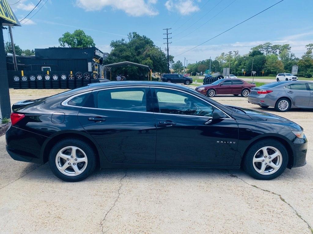 Chevrolet Malibu LS 2018