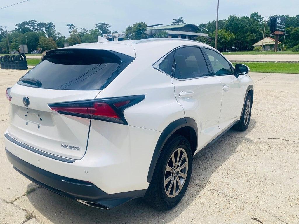 Lexus NX 200t FWD 2018
