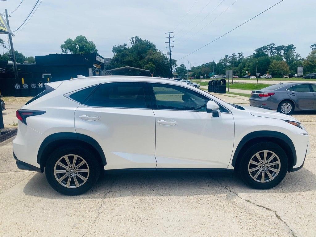 Lexus NX 200t FWD 2018
