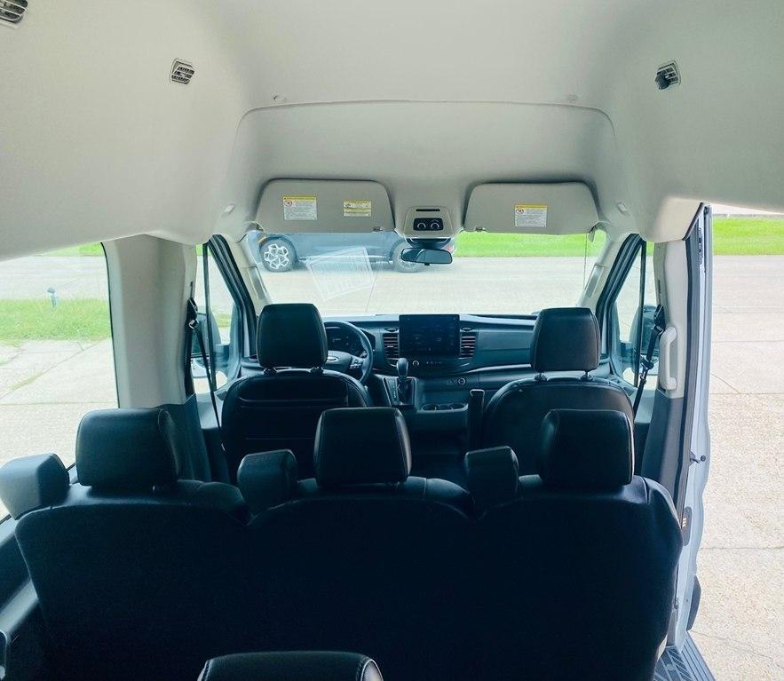 Ford Transit 350 Wagon High Roof XL w/Sliding Pass. 148-in. WB 2022