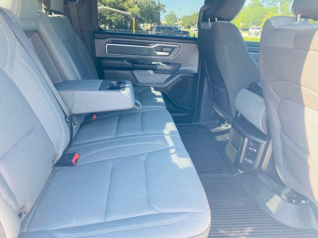 RAM 1500 Big Horn Crew Cab SWB 4WD 2023