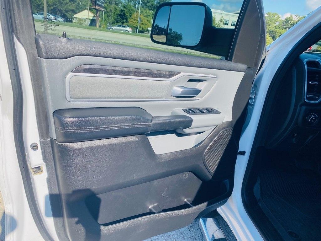 RAM 1500 Big Horn Crew Cab SWB 4WD 2023