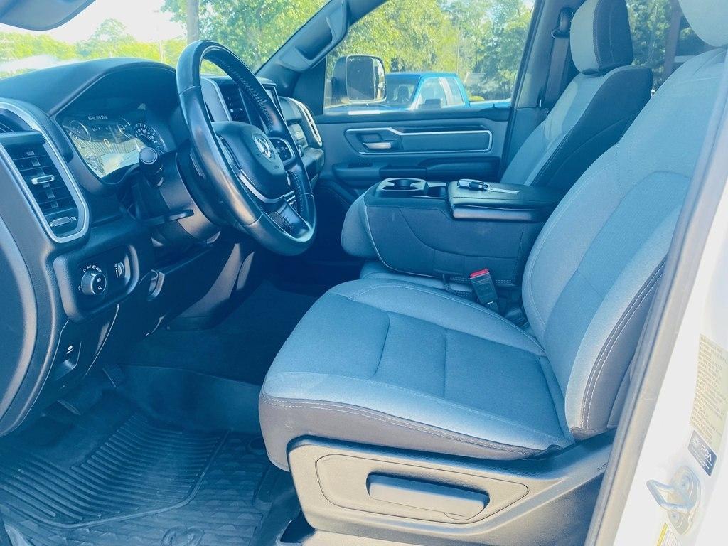 RAM 1500 Big Horn Crew Cab SWB 4WD 2023