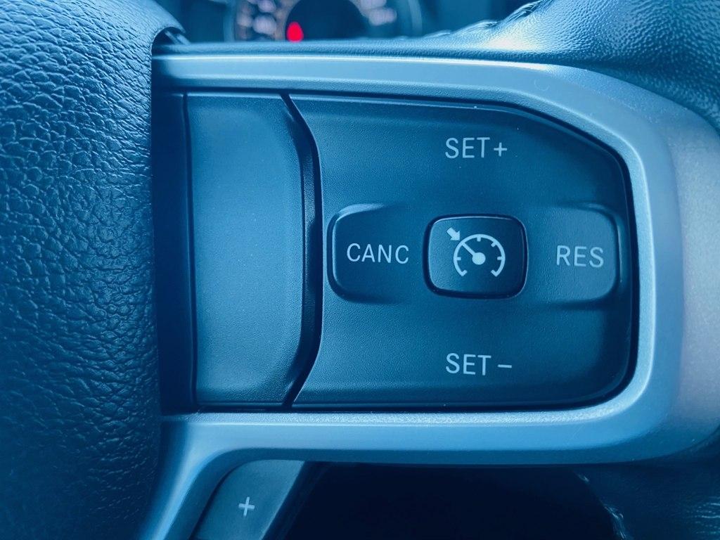 RAM 1500 Big Horn Crew Cab SWB 4WD 2023