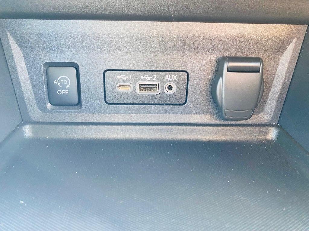 Nissan Sentra SV 2024