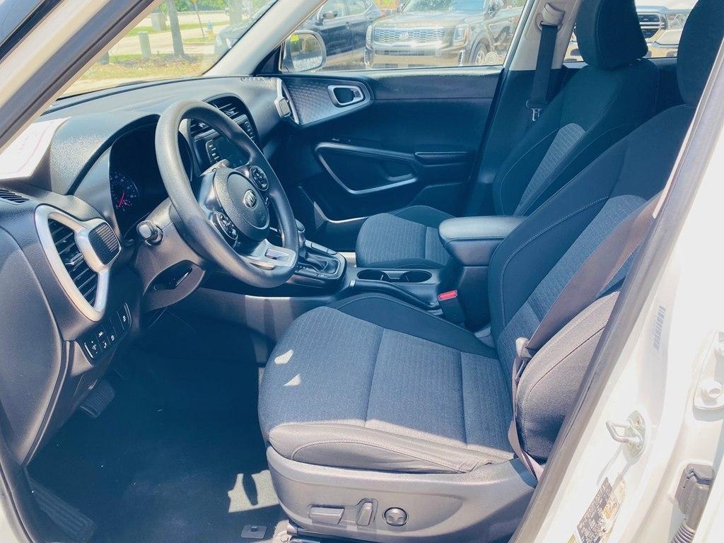 Kia Soul LX CVT 2021