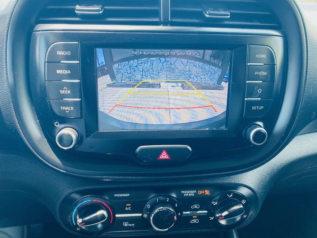 Kia Soul LX CVT 2021