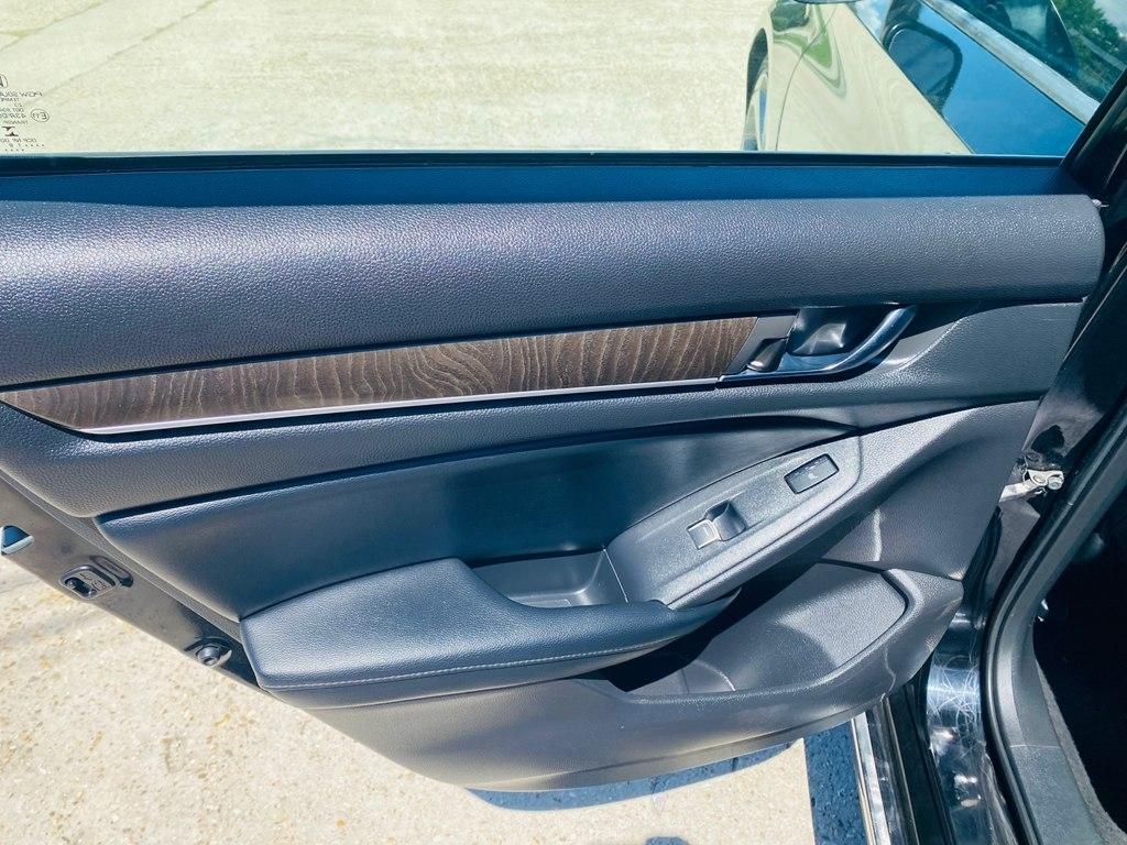 Honda Accord Touring CVT 2018