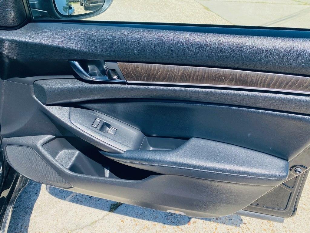 Honda Accord Touring CVT 2018