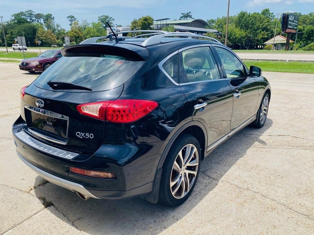 Infiniti QX50 Base RWD 2017