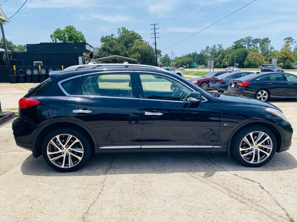 Infiniti QX50 Base RWD 2017