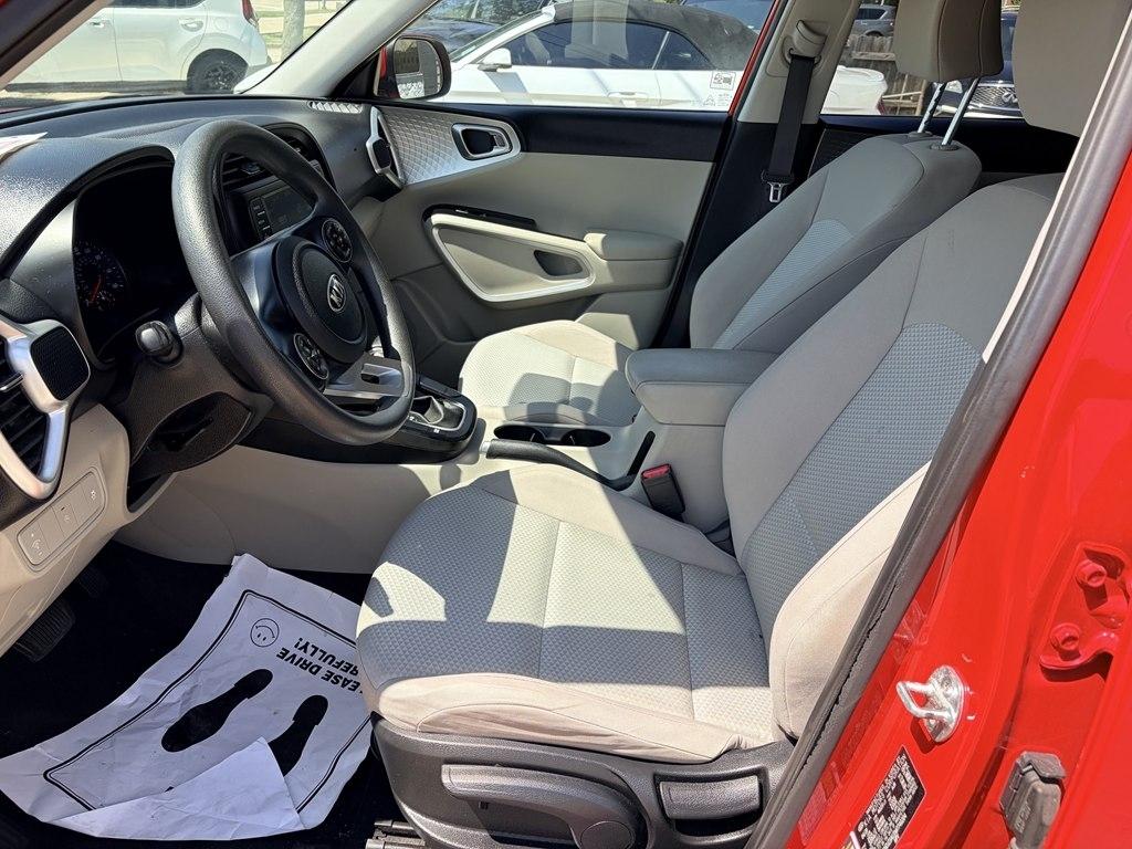 Kia Soul LX CVT 2021